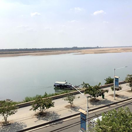 Le Tonle Hotel กระแจะ ภายนอก รูปภาพ