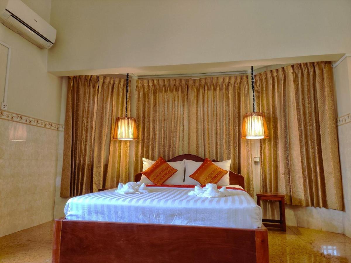 Le Tonle Hotel กระแจะ ภายนอก รูปภาพ