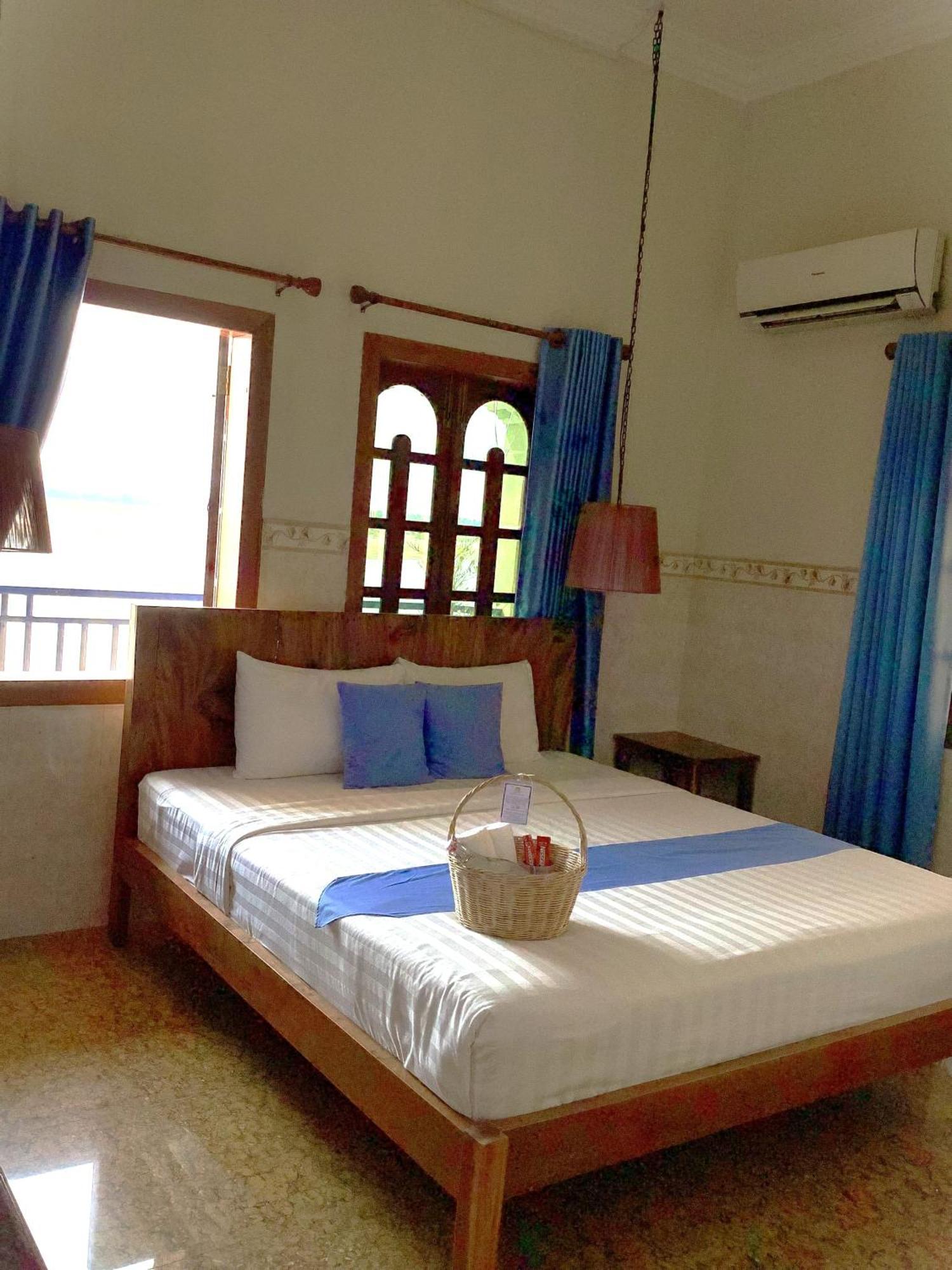 Le Tonle Hotel กระแจะ ภายนอก รูปภาพ
