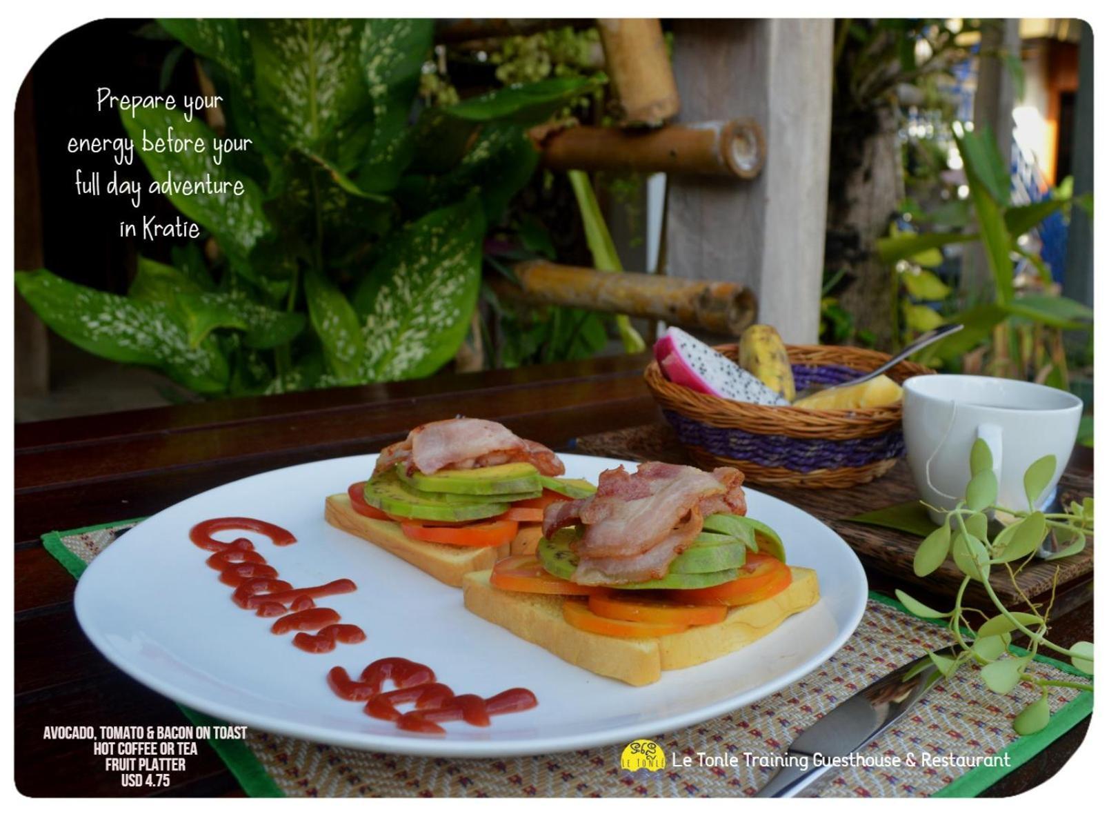 Le Tonle Hotel กระแจะ ภายนอก รูปภาพ