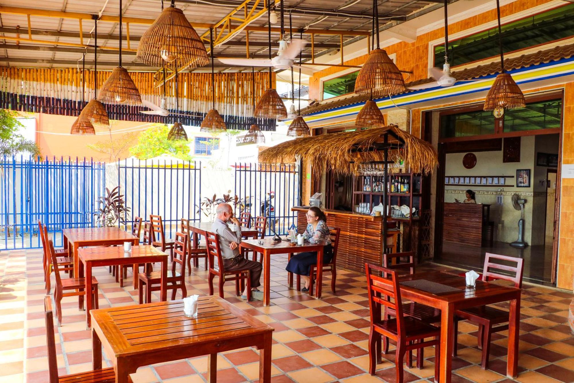 Le Tonle Hotel กระแจะ ภายนอก รูปภาพ
